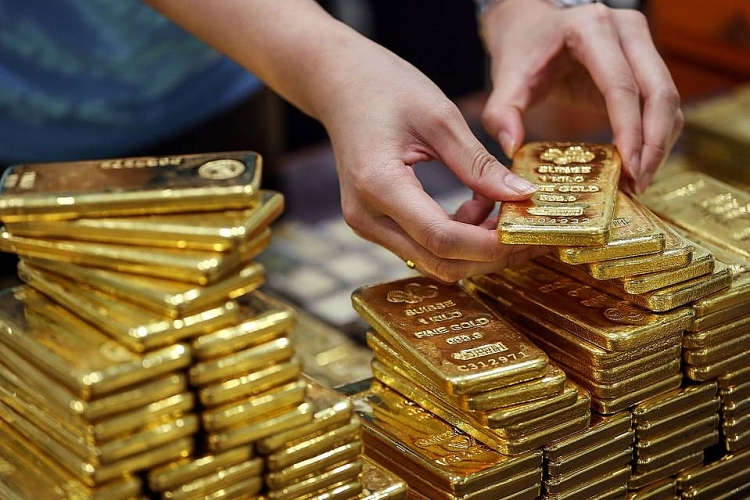 Giá vàng hôm nay 15/3: Đồng USD quay đầu tăng giá, vàng lại cắm đầu lao dốc