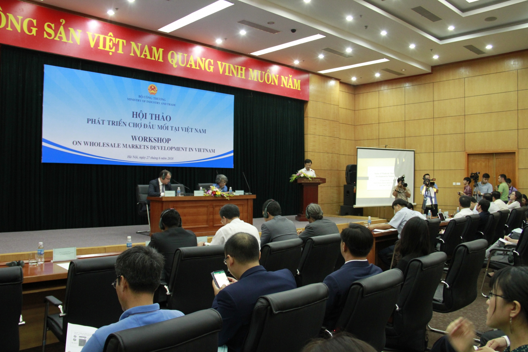 phat trien cho dau moi giai bai toan duoc mua mat gia