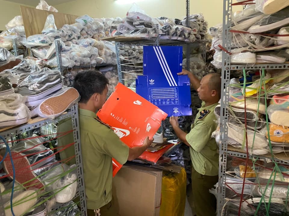 tam giu gan 5200 san pham hang nhai thuong hieu chau au