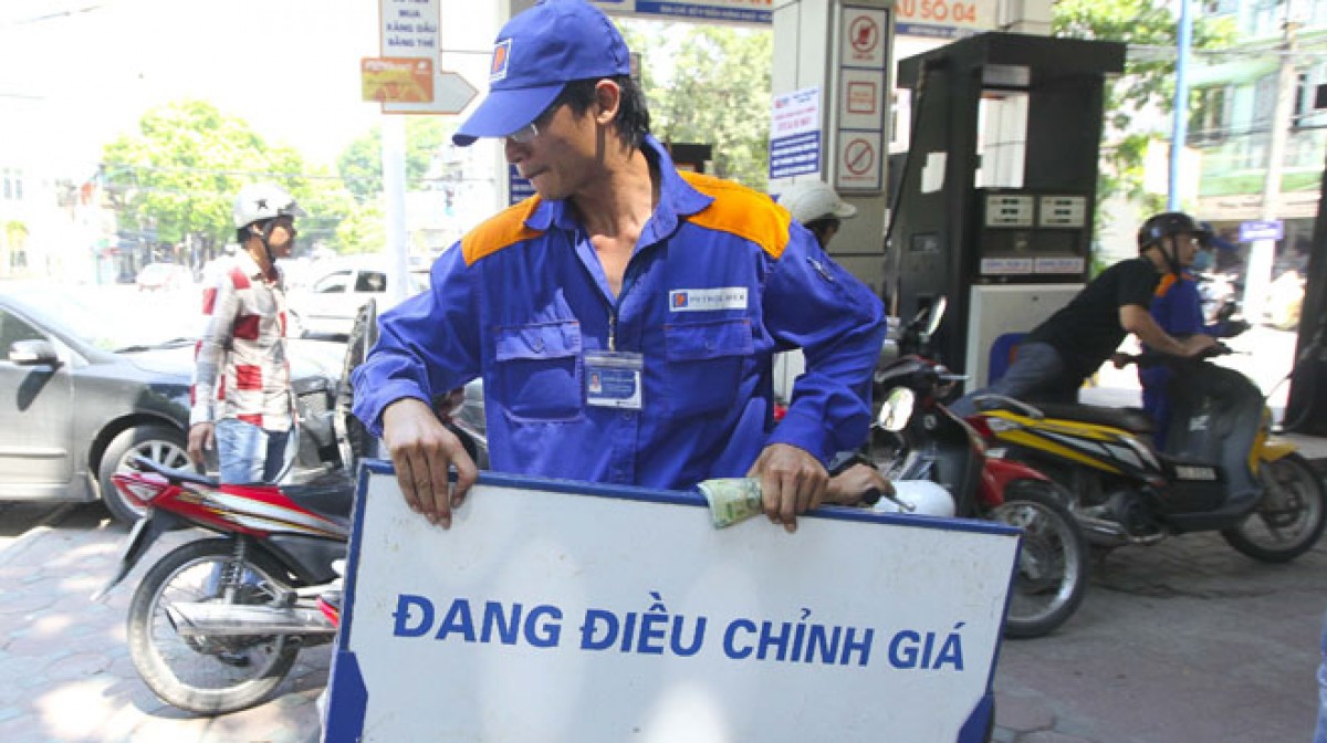 Giá xăng giảm phiên thứ 5 liên tiếp Giá xăng hôm nay 21/6 tiếp tục tăng, có thể tới 500 đồng/lít!