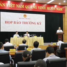 ba ho thi kim thoa muon ban khoi co phieu 50 ty dong