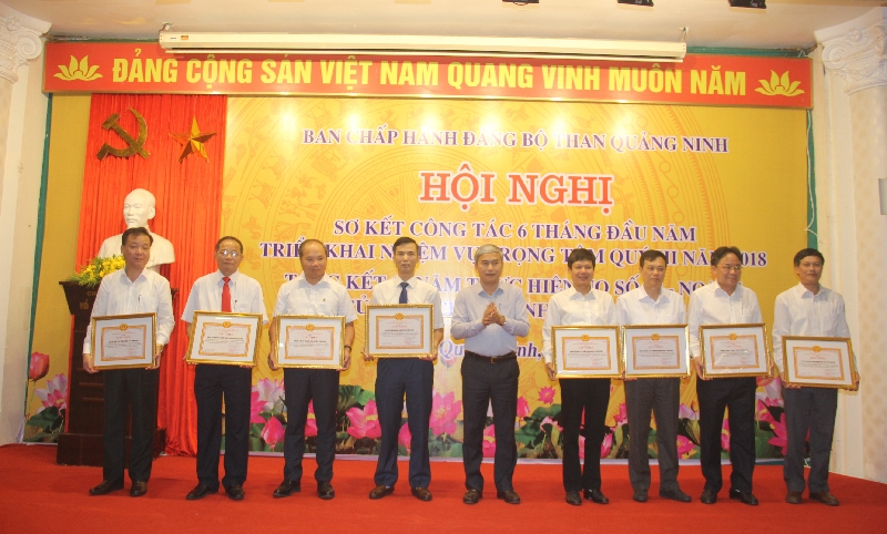 than quang ninh dat muc tieu khai thac 8 trieu tan than trong quy iii2018