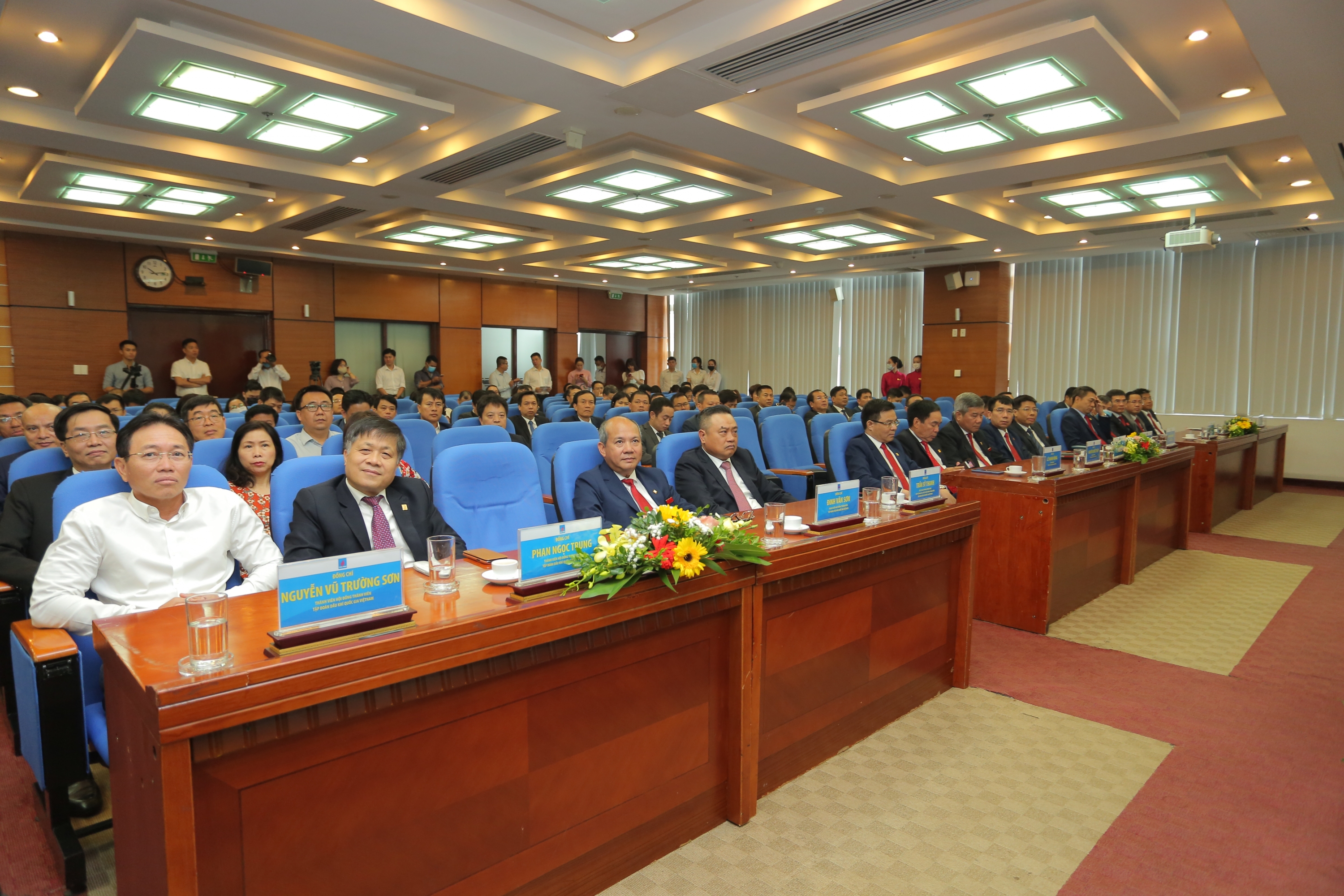 ky ket hop tac kinh doanh chuoi gia tri dich vu khi dien trong pvn