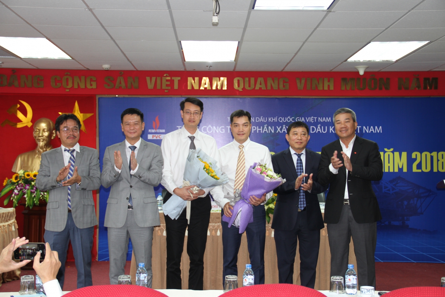 pvc to chuc dai hoi dong co dong bat thuong nam 2018