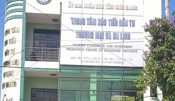 Kỷ luật nữ giám đốc bổ nhiệm cán bộ kiểu... ưu ái