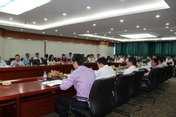 cong doan dmc to chuc hoi nghi giua nhiem ky