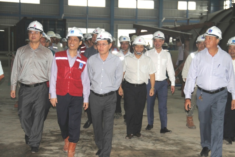 lanh dao pvn kiem tra tien do du an nmnd thai binh 2