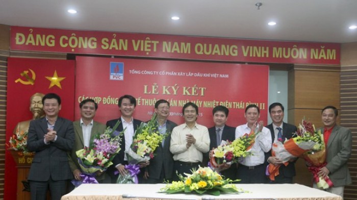 pvc ky hop dong thau co tong tri gia 300 ty dong