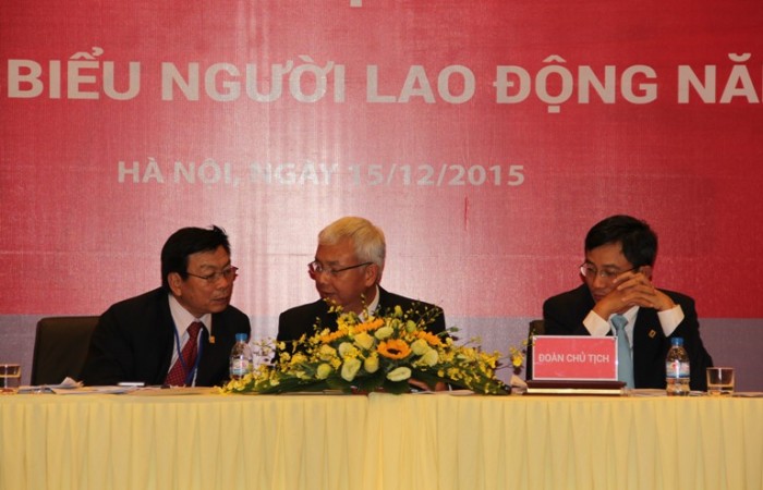 dmc chu dong doi pho voi thach thuc