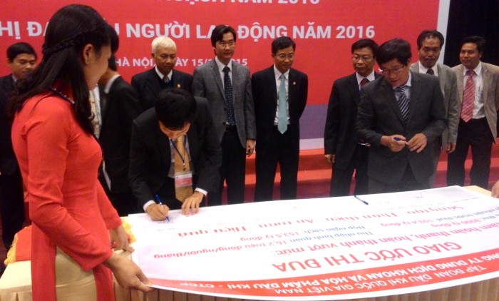 dmc chu dong doi pho voi thach thuc