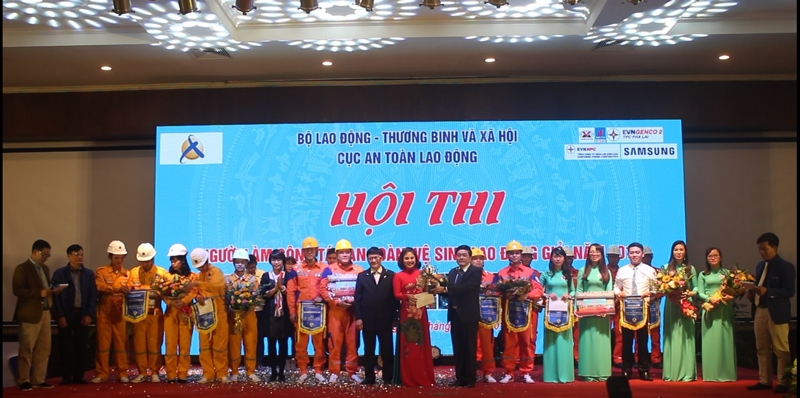 tuyen than cua ong gianh giai nhi hoi thi nguoi lam cong tac an toan ve sinh lao dong gioi nam 2018