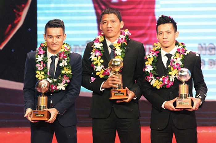 van quyet no luc lam lai sau 2 lan lien tiep ve nhi