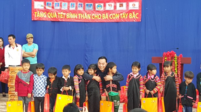 ket thuc hanh trinh mang qua tet binh than cho ba con tay bac