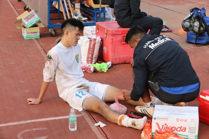 hn tt lien tuc gap van de o hang thu