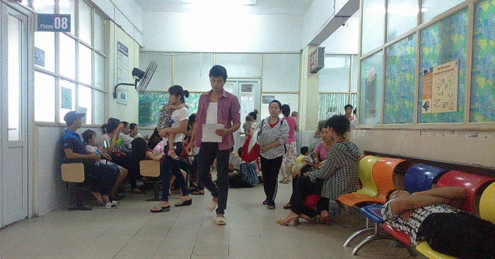muon kieu nghi trua tai benh vien ngay nang nong