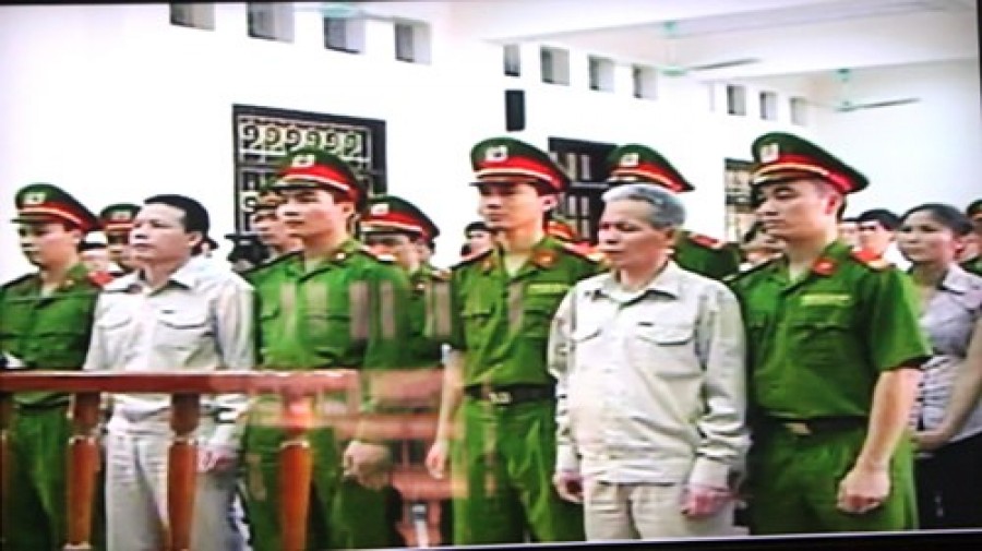 Hai anh em ông Đoàn Văn Vươn được đề nghị đặc xá