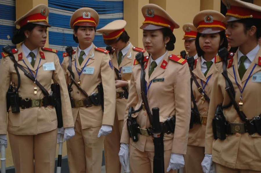 Những 