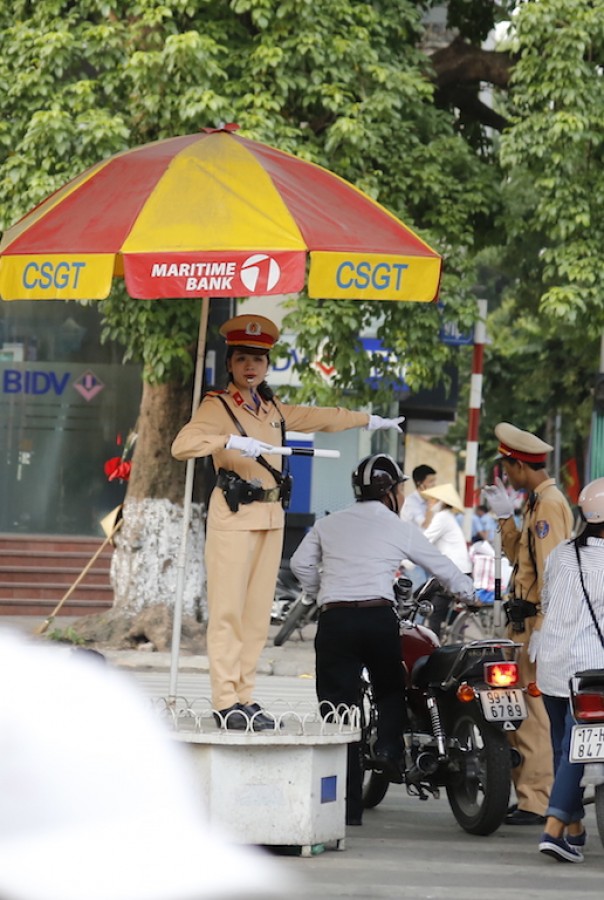 Những 