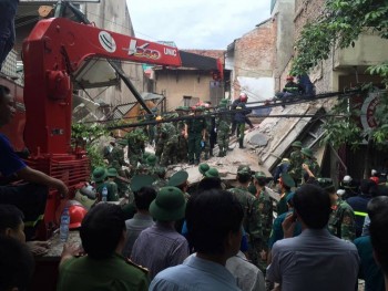 Vụ sập nhà: Nạn nhân kể lại giây phút kinh hoàng