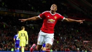 Đứng đầu BXH Ngoại hạng Anh, thời của Man United đã tới