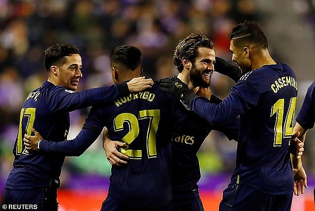 danh bai valladolid real madrid soan ngoi dau bang cua barcelona