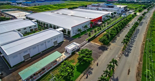 Đầu tư dự án xây dựng và kinh doanh kết cấu hạ tầng khu công nghiệp Nhuận Trạch