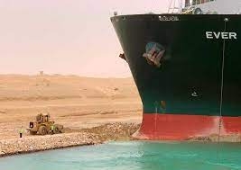 Sự cố kênh đào Suez ảnh hưởng chuỗi cung ứng năng lượng toàn cầu