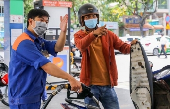Giá xăng dầu xuống thấp nhất trong 6 tháng cuối năm 2022