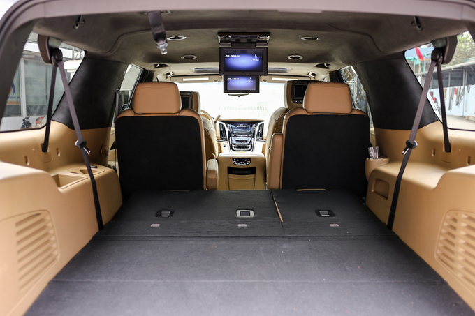khung long cadillac escalade esv 2019 gia hon 10 ty tai viet nam
