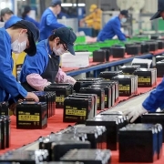 Tin tức kinh tế ngày 1/4: Chi phí đầu vào tăng mạnh nhất trong 11 năm