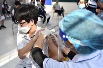 Hoàn thành tiêm vắc xin mũi 2 cho trẻ 5-12 tuổi trong quý II/2022