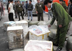 Người Việt đang tự… hại mình: Quản mà buông!