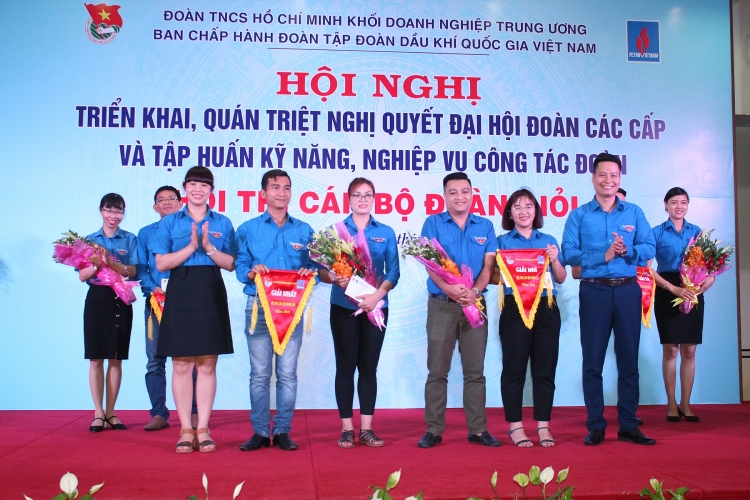 doan thanh nien tap doan to chuc hoi thi can bo doan gioi nam 2018