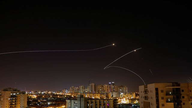 430 ten lua tan cong israel trong 24h dai gaza cang nhu day dan