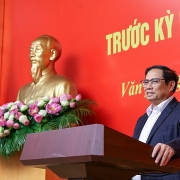 Thủ tướng Phạm Minh Chính tiếp xúc cử tri thành phố Cần Thơ