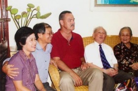 Nhà báo Dương Đức Quảng: Gối chỉ quỳ một lần, duy nhất…