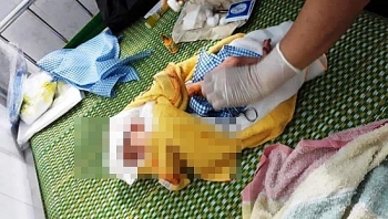 Tin tức ANTT ngày 11/6: Bé trai còn nguyên dây rốn bị bỏ trong túi nilon