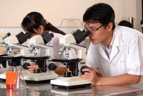 Hãy để khoa học được là... khoa học!