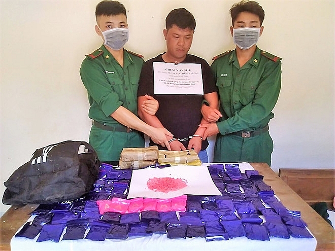 tin tuc antt ngay 217 nguoi dan ong dung sung ak ban ban gai roi tu tu