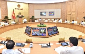 Thủ tướng Phạm Minh Chính chủ trì cuộc họp trực tuyến với 8 địa phương về phòng chống dịch bệnh