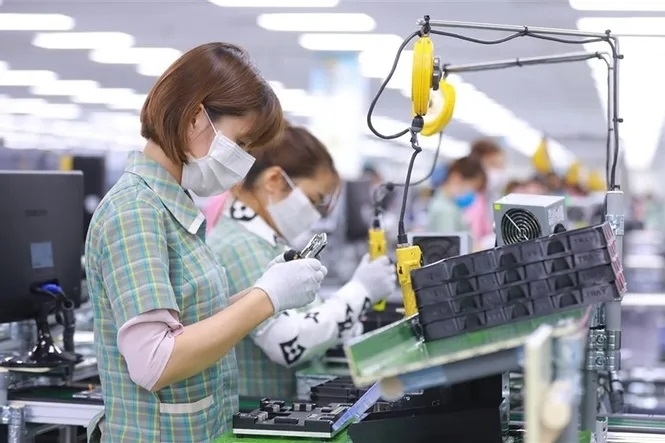 Hỗ trợ người lao động và người sử dụng lao động gặp khó khăn do đại dịch COVID-19