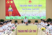 Thủ tướng Phạm Minh Chính làm việc với Ban Thường vụ Thành ủy Cần Thơ