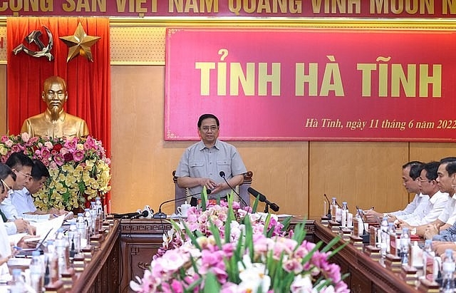Thông báo kết luận của Thủ tướng Chính phủ Phạm Minh Chính tại buổi làm việc với lãnh đạo tỉnh Hà Tĩnh