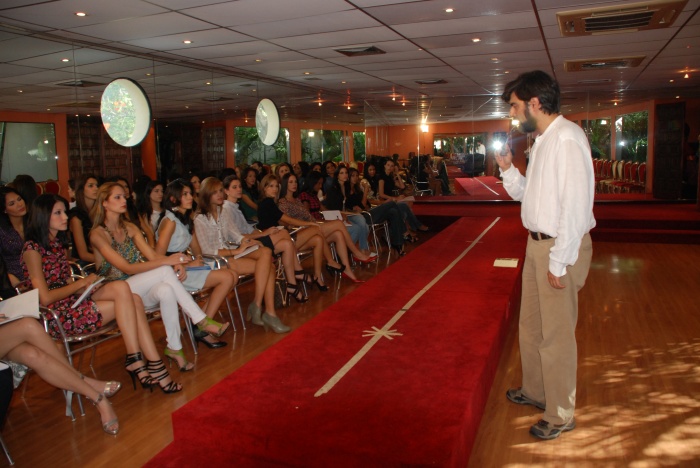 Thăm "lò" đào tạo Hoa hậu ở Venezuela (Kỳ 1) tham lo dao tao hoa hau o venezuela ky 1