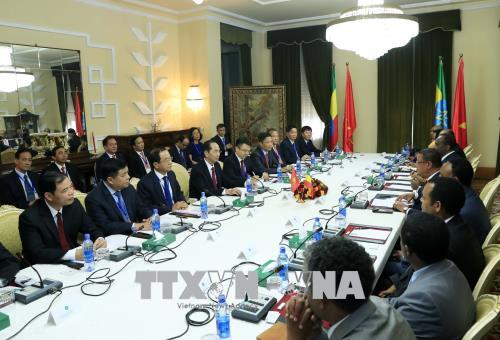chu tich nuoc tran dai quang hoi dam voi tong thong ethiopia