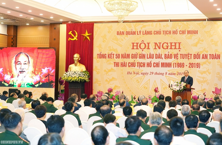 sau 50 nam thi hai chu tich ho chi minh dang duoc giu gin rat tot