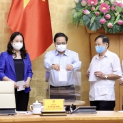 Thủ tướng phát động phong trào thi đua đặc biệt “Cả nước đoàn kết, chung sức, đồng lòng thi đua phòng, chống và chiến thắng đại dịch COVID-19”