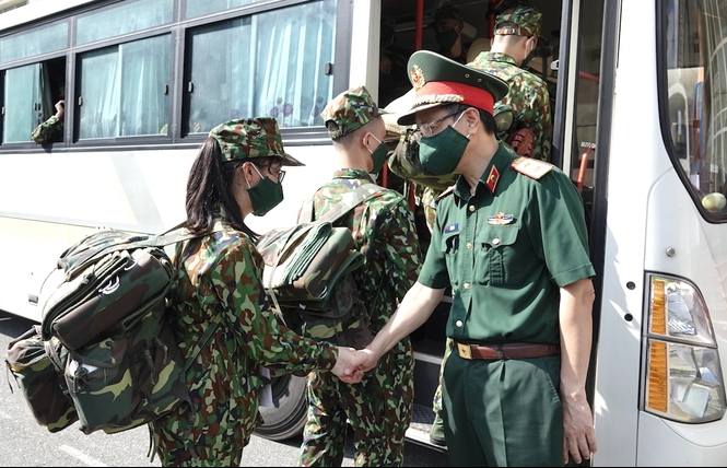 Kỷ luật thép và trái tim hồng