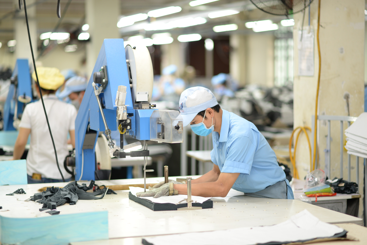 Lạm phát tăng cao, doanh nghiệp xuất khẩu “đứng ngồi không yên”