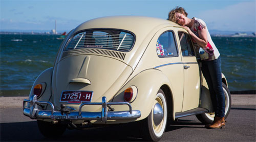 volkswagen beetle huyen thoai con bo di den hoi ket